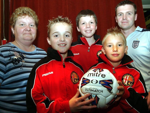 Chad Youth League Team of the Month for September 2007 were Quarrydale Utd Rangers. Pictured (left to right) Nicola Brown of Mansfield Youth League, Luke Woodhouse, Adam Lagerberg, Danny Cartwright, Mark Woodhouse (coach).