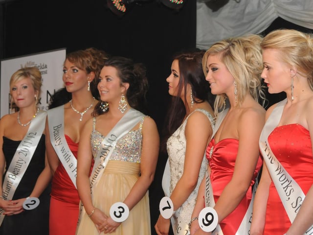Miss Mansfield and Sherwood Forest 2011 as the final six anxiously wait for the result.