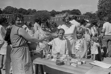 Skegby Scouts enjoy their gala back in 1970.