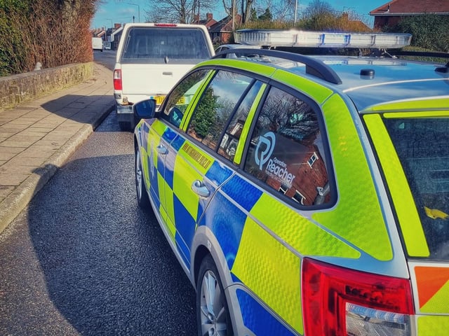 The team posted: "Another day, Another Seizure. #OpReacher #NoTaxNoCar #GoodSpotHinksy"