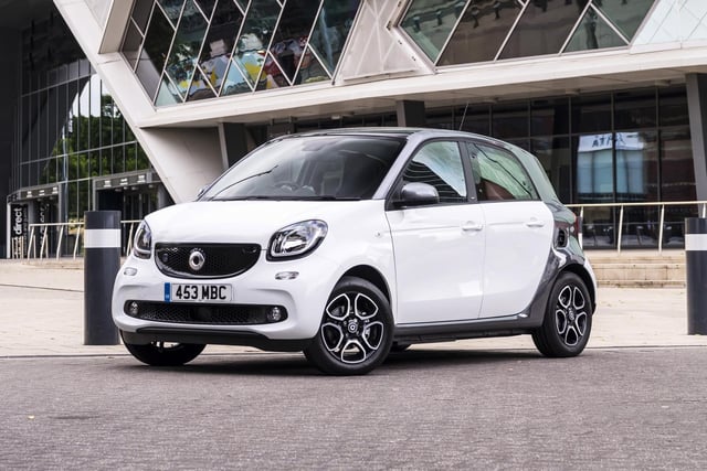 A four-door, four-seat alternative to the diminutive fortwo. The forfour uses the same electric drivetrain as the fortwo with the same power, battery capacity and charging time. The added weight of the larger car means it’s a second slower to 60 and will only do between 71 and 81 miles on a charge.