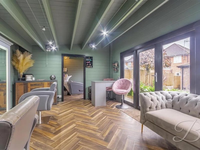 There's an incredible cabin with lighting and power, currently utilised perfectly as a fully functional home business/hair salon, and with access to a working WC with a low flush WC and vanity hand wash basin.