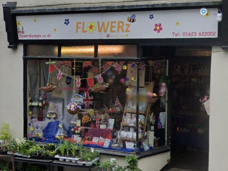 Flowerz by Angie & Co on Station Street, Mansfield Woodhouse, has a 4.9/5 rating based on 43 reviews.