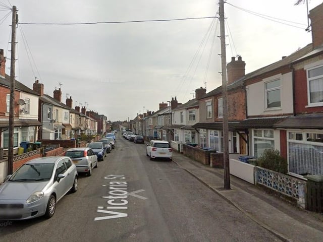 On Victoria Street, Mansfield, NG18 5RY, three houses sold for an average of £66,833.