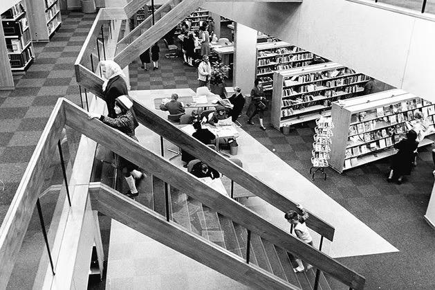 The Four Seasons shopping centre sees the opening of the new library in 1977.