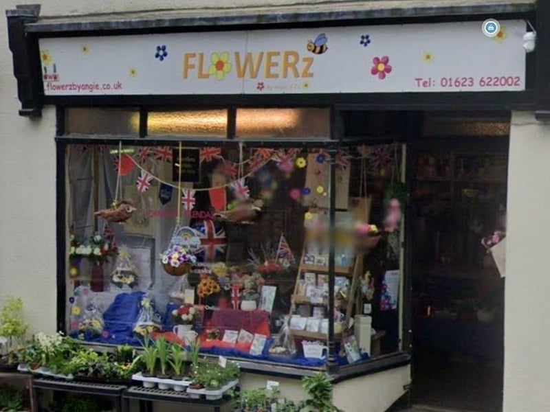Flowerz by Angie & Co on Station Street, Mansfield Woodhouse, has a 4.9/5 rating based on 49 reviews.