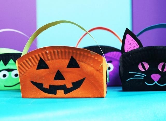 These trick or treat bags are an example of what can be made at special half-term crafts sessions for all the family at Mansfield Museum. The sessions (10 am to 12 midday) are free and there's no need to book in advance. This one takes place next Wednesday and is preceded by the chance to make floating Halloween ghosts next Tuesday morning. This Friday, there's a session to create an autumn leaf mobile.