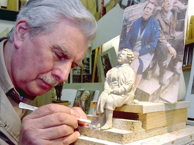 Ravenshead's Gordon Brown with his sculpture of Nora Batty.
