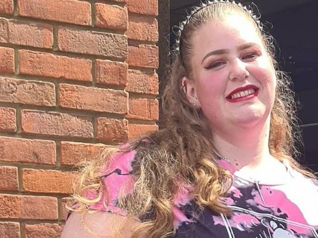 Holly before her amazing 6 stone weight loss