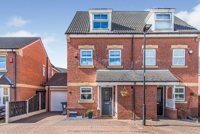 This three bedroom semi-detached house has a master bedroom with a walk-in-wardrobe and en-suite. Marketed by Your Move, 01302 457670.