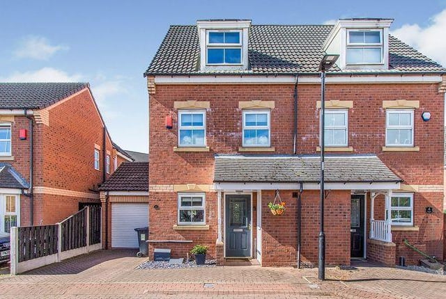 This three bedroom semi-detached house has a master bedroom with a walk-in-wardrobe and en-suite. Marketed by Your Move, 01302 457670.