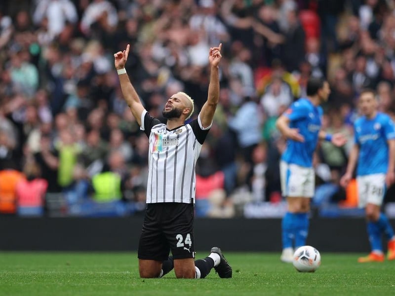 Position: Defensive midfielder
Rating: 7.02