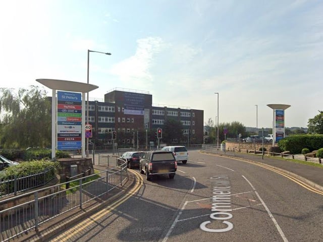 20 crimes were reported on or near to Commercial Street, Mansfield Town Centre, in August 2022.