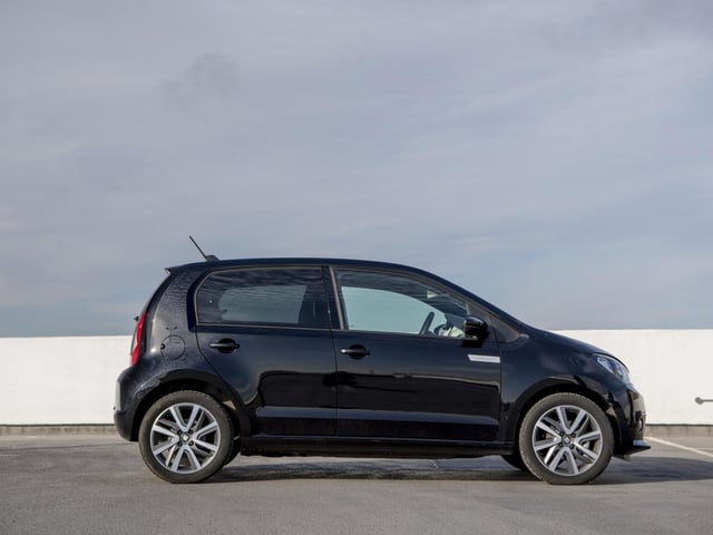 This is the first of Seat’s electrified range. An all-electric version of Seat’s existing compact five-door city car, the Mii offers 82bhp and a massive 156lb/ft from its single electric motor, meaning it can reach 31mph from a standstill in only 3.9 seconds. The car’s 36.8kWh battery provides up to 160 miles of range from a single charge, based on the WLTP test cycle and allows for rapid charging to 80 per cent capacity in an hour.