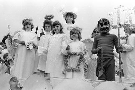 Mansfield Carnival in 1980 where youngsters on this float dressed up as angels and demons.