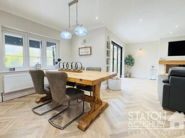 This beautiful open plan room really does give you the 'wow' feeling when walking in.