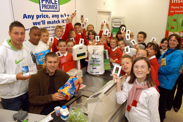 Back in 2007, Stags players Jason White, Jake Buxton and Jonathan D'Laryea played the Traffic light game with pupils from Croft School during their visit to Sutton Asda.