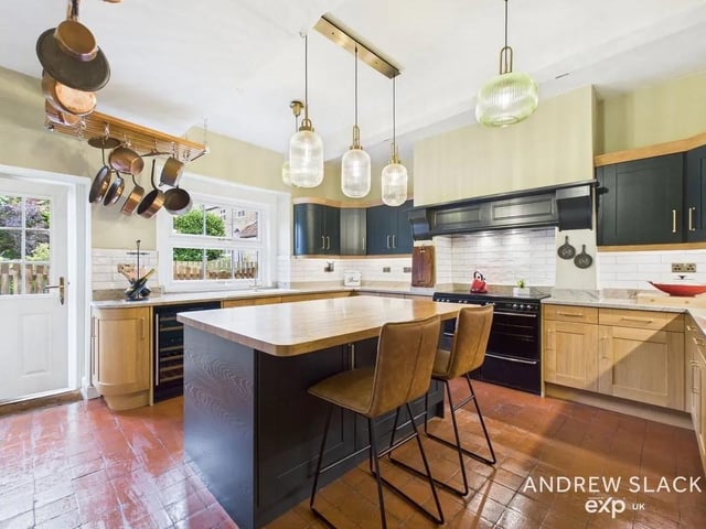 A rare opportunity to acquire a beautifully restored semi-detached Georgian farmhouse, set within the prestigious Rushley Manor private development. The farmhouse kitchen forms the heart of the home, with quarry-tiled flooring, central island, Stoves range cooker, and integrated appliances.