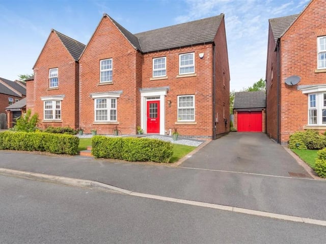 A modern and spacious four bedroom detached family home with a separate detached garage in a fantastic position bordering to farmland with open rear views.