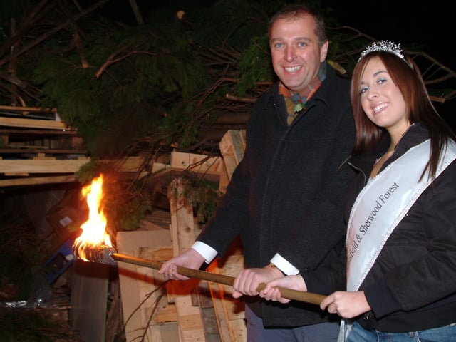 Mansfield Portland College Bonfire and Firework Display.