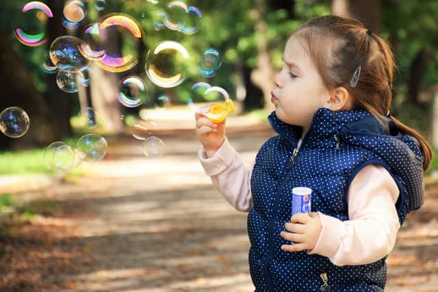 Boredom can be a valuable emotional state, especially for children. Image by Daniela Dimitrova from Pixabay