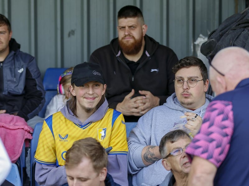 Mansfield Town fans watch a convincing 4-0 win at Alfreton Town.