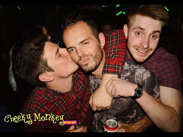 Giz a kiss!