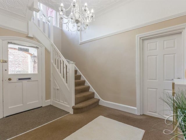 Time to check out the first floor now, so let's pass through the entrance hall to get to the staircase.