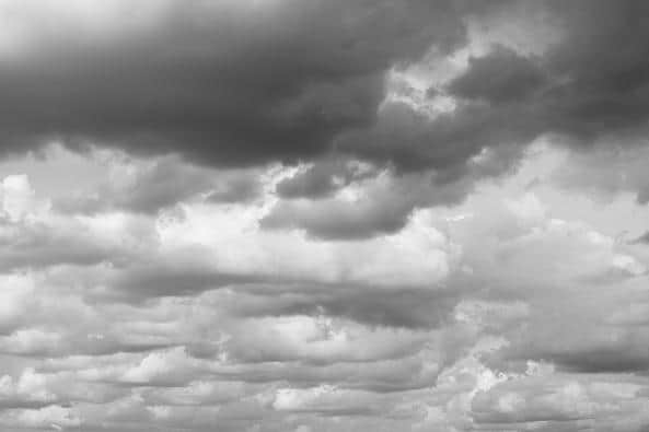 The weekend is predicted to be predominantly cloudy with showers on Good Friday and Easter Monday.