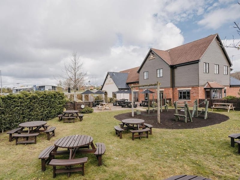 The Golden Eagle on Oakleaf Close, Sherwood Oaks Business Park, Mansfield, was rated 5 on November 29.