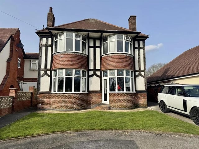 Nestled in the desirable area of Berry Hill Lane, Mansfield, this charming detached family home presents a unique opportunity for those seeking a spacious and welcoming residence. With four generously sized bedrooms, this property is perfect for families or those looking for extra space. The well-appointed reception room offers a comfortable area for relaxation and entertaining, making it an ideal setting for family gatherings or social events.