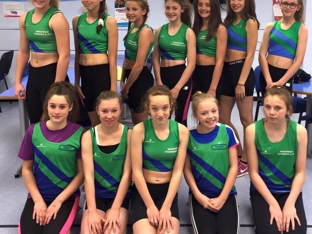 A former Mansfield Harriers U13 girls team.
