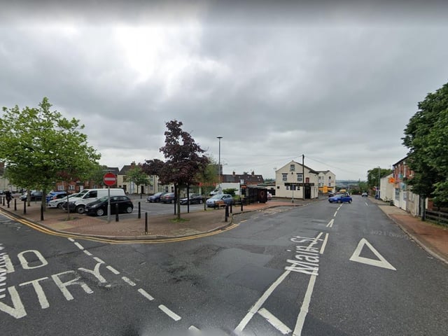 There was one person aged 100 or over in the Huthwaite area at the time of the 2021 census.