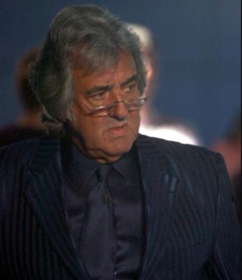 David Dickinson of Dickinson's Real Deal, was once filmed at Doncaster Racecourse.