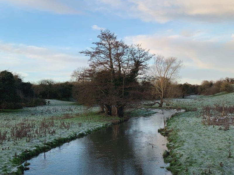 With plenty of natural beauty spots across the Mansfield area, finding your inspiration might not be as difficult as first presumed. From green spaces, award-winning parks, and rivers to trails leading to Sherwood Forest - the landscape is your oyster.