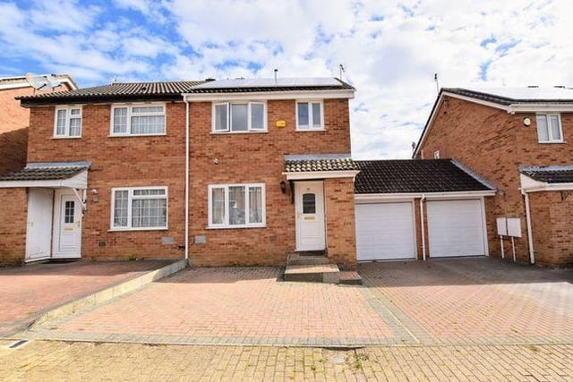 This three bed home is situated in Padstow Avenue, in Fishermead. On the ground floor of this home, there is a reception area, dining area and fitted kitchen with a range of equipment, and a door leading to the garden. Upstairs, there are three bedrooms and a family bathroom. Available for offers over 245,000 GBP