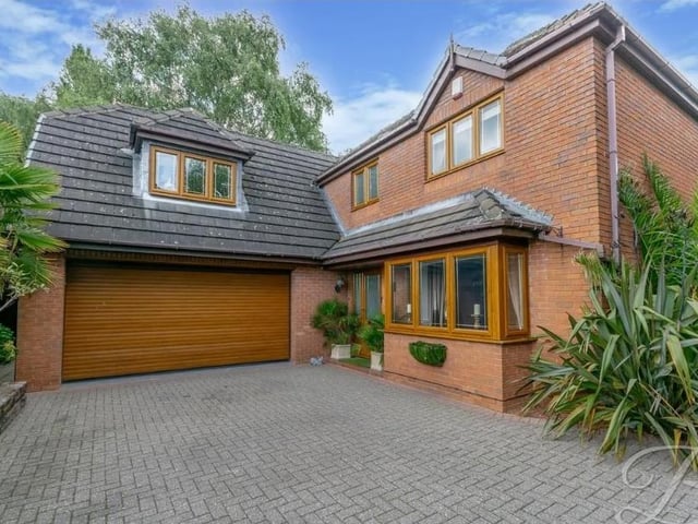 This 4 bed detached house in Birch Grove, Mansfield is on the market for £700,000 and comes with two approved planning applications.