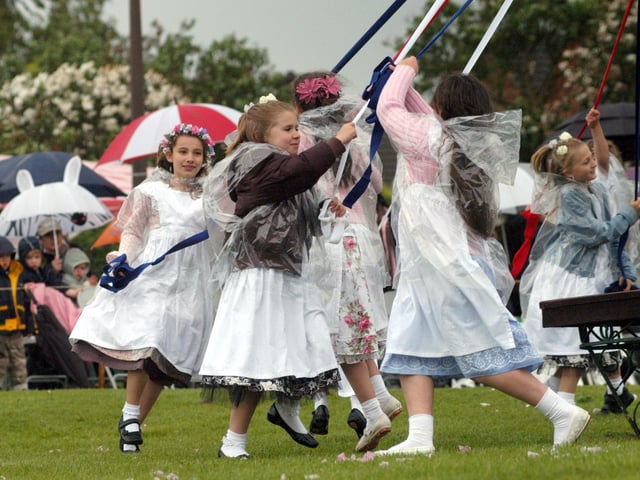 The population of Newark and Sherwood has passed 120,000. Between the last two censuses (held in 2011 and 2021), the population of Newark and Sherwood increased by 7.1 per cent, from around 114,800 in 2011 to around 123,000 in 2021. Image: Dancers at Wellow Maypole Celebrations.