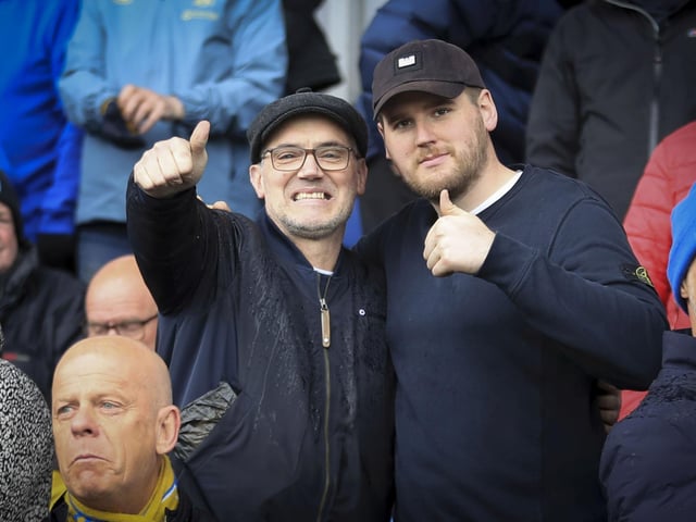 A sloppy Mansfield Town were well beaten by Reading on Easter Monday.