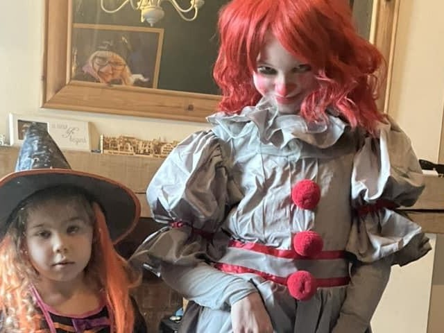Shayla Meakin, aged 5, and Scarlett Moore, aged 11.