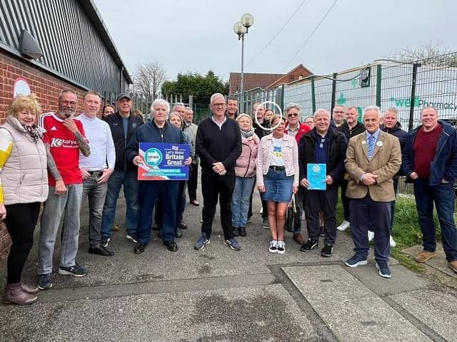 This photo, of Lee Anderson and fellow Reform UK supporters, backing East Midlands mayoral candidate Alan Graves, appears to show Tory councillor Sinead Anderson (circled) at the back. Photo: Submitted