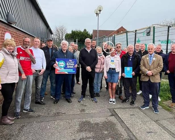 This photo, of Lee Anderson and fellow Reform UK supporters, backing East Midlands mayoral candidate Alan Graves, appears to show Tory councillor Sinead Anderson (circled) at the back. Photo: Submitted