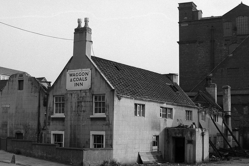 The Waggon & Coals, pictured here in 1970, was on Bridge Street, Mansfield, and had its own brewery.