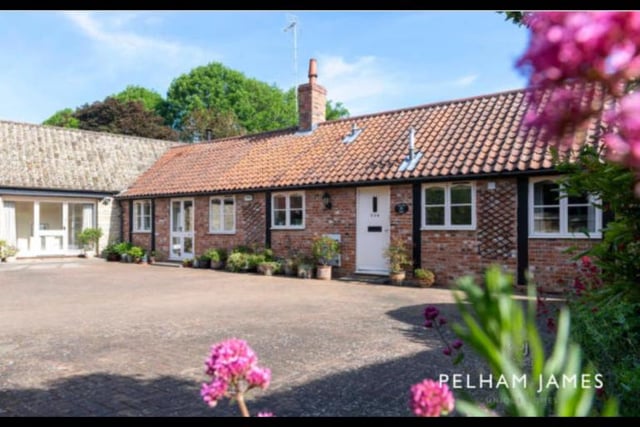 This is a charming and historic bungalow, found in Orton Waterville. It is a Grade II listed barn conversion, giving it lots of character, while also being very fit for comfortable, modern living. It boasts a log burner, stylishly exposed brick work and a well kept garden.

500,000 GBP