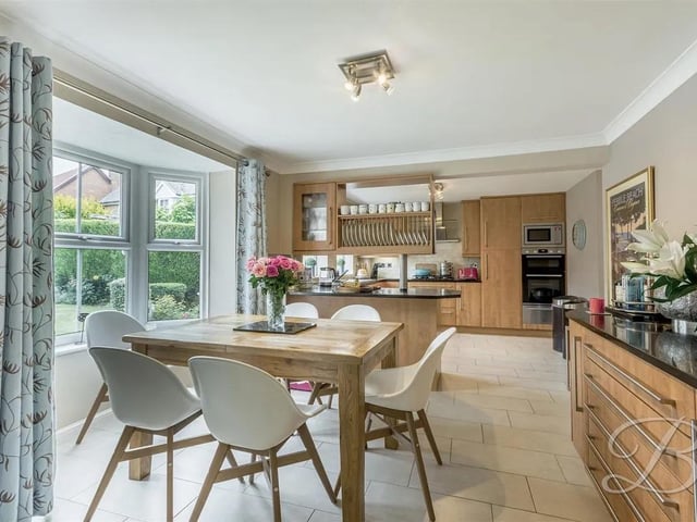 This is the perfect setting for those who love to cook! You will find there is plenty of space for a table and chairs, perfect when gathering round for a family Sunday roast.