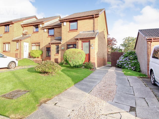 2 bedroom end terrace house in Newton Mearns.
Average house price in East Renfrewshire - £244,950.