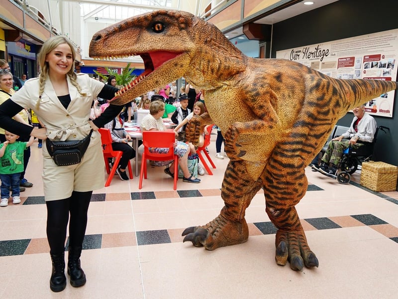 Time To Explore event at Idlewells Shopping Centre in 2022. Amy Beilby meets the Raptor.