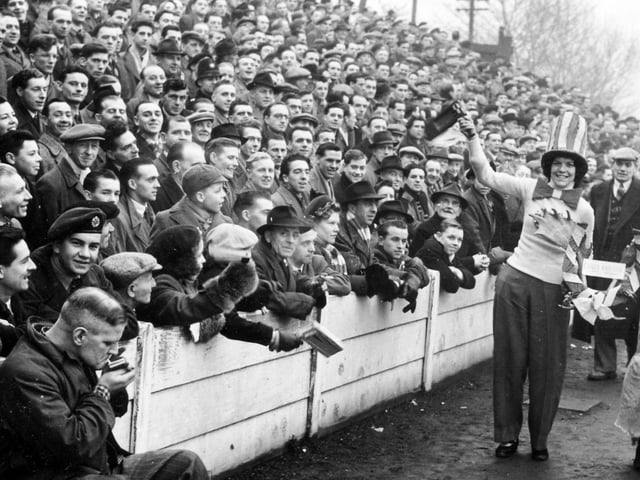 A record crowd of 24,467 watch Stags lose 1-0 to Nottingham Forest in the FA Cup 3rd round on 10th January 1953.