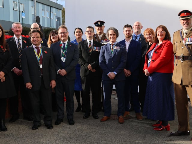 Afterwards civic dignotaries, Kings Mill staff and service presenters  had a photocall outside Kings Mill Hospital