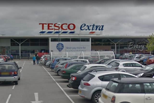 Tesco Extra, Jubilee Way South, Oaktree, Mansfield.
